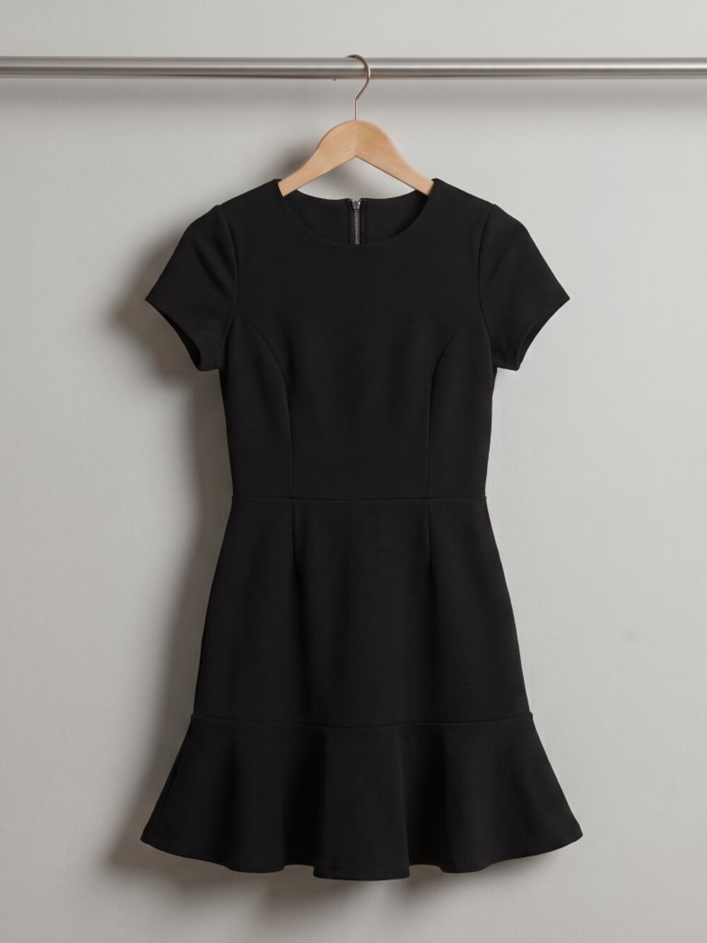 Necessary Objects Black Textured Fit & Flare Dress M Ruffle Hem Zip Back